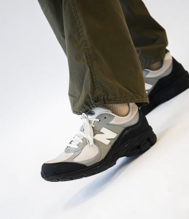 New Balance x The Basement 2002R Sneakers - Stone Grey