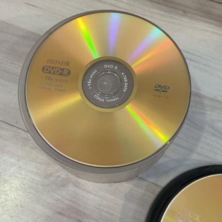 أقراص/ اسطوانات ماركة مكسل DVD-R   16X 4.7G/أقراص قابلة للتسجيل/أقراص فارغة /أقراص مضغوطة عبوة بسيطة من 50 قرص DVD