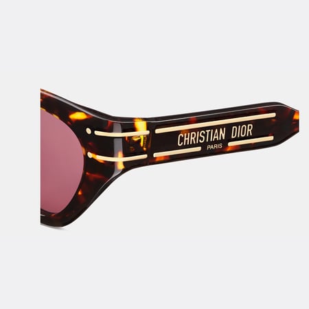نظارة شمسية على شكل فراشة بنية على شكل صدفة السلحفاة من ديور DIORSIGNATURE B7I