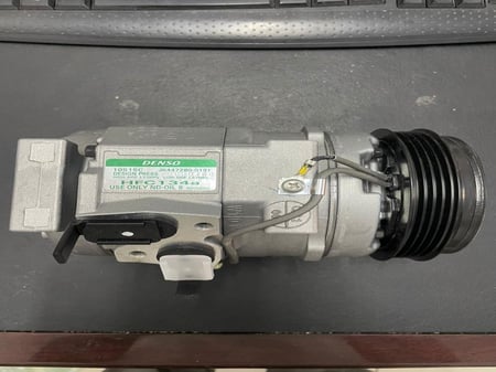 #13366DI كمبروسر مكيف تويوتا افانزا  بدون حساس 12 فولت 4 خط COMPRESSOR AVANZA WITH OUT SENSOR  I0S15C 12V 4PK DENSO