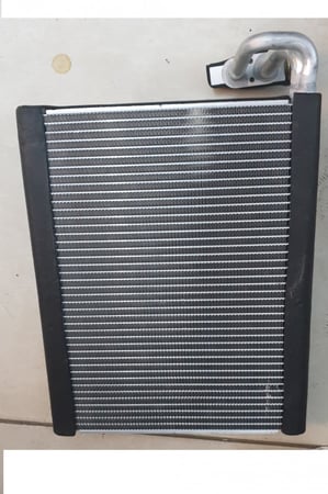 #13007CC ثلاجة مكيف ايسوزو دي ماكس مع بلف EVAP COIL ISUZU D MAX AND MUX 12-20 WITH VALVE BLOCK