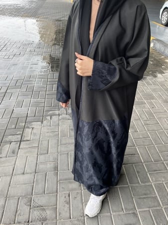 اشكال عبايات سوداء خروج