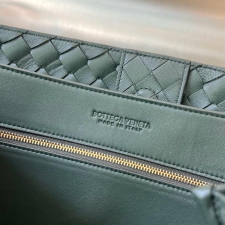 BOTTEGA