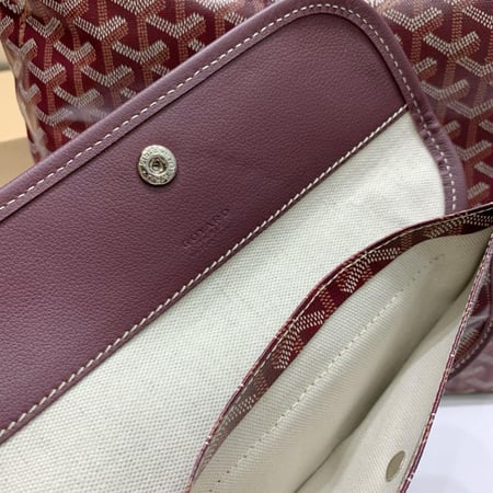 GOYARD
