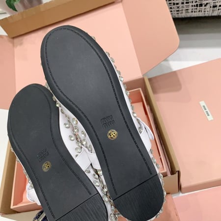 MIUMIU