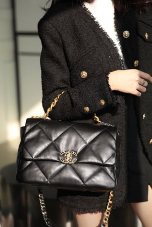 CHANEL 19 bag
