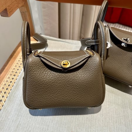 HERMES-lindy 19 CM