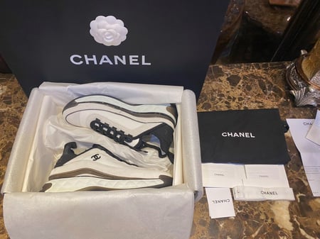 CHANEL