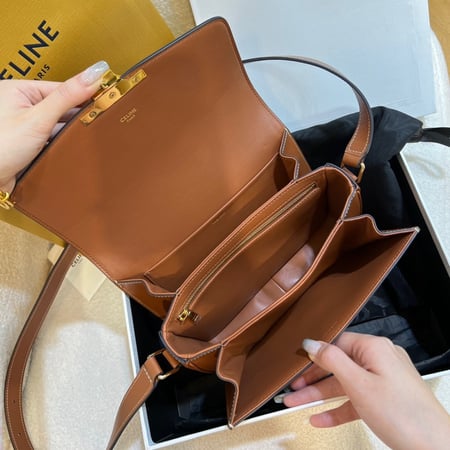 CELINE