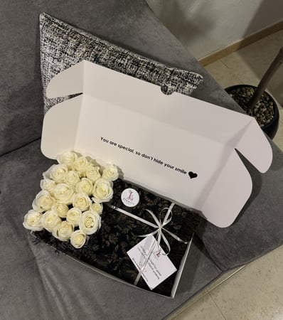 بوكس الورد مع شال الكشمير