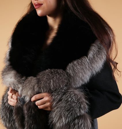 فروة نسائية فاخرة