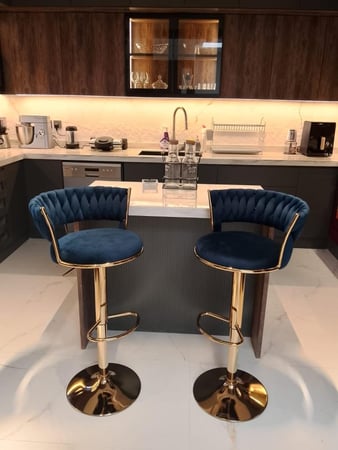 كرسي بار مخمل لون ازرق