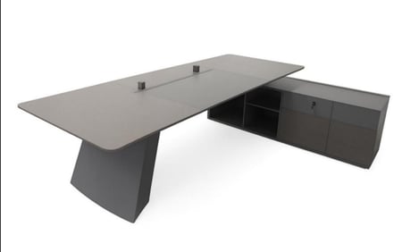 مكتب إداري فاخر بمقاسات مختلفة