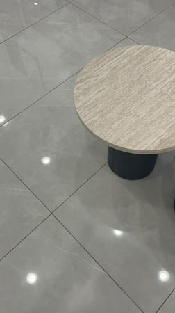 طقم طاولة قهوة فاخرة بتصميم عصري