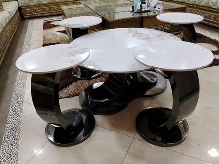 طقم طاولات ضيافة فخمة