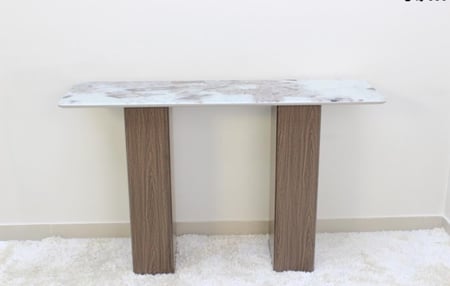 كنسول عصرى راقى ومميز