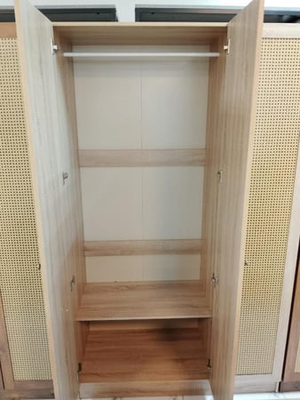 دولاب ملابس 3درفه بتصميم عصرى