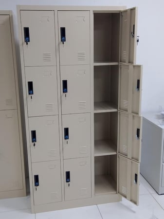 خزانة تخزين متينه وعمليه معدنية 12 خانة