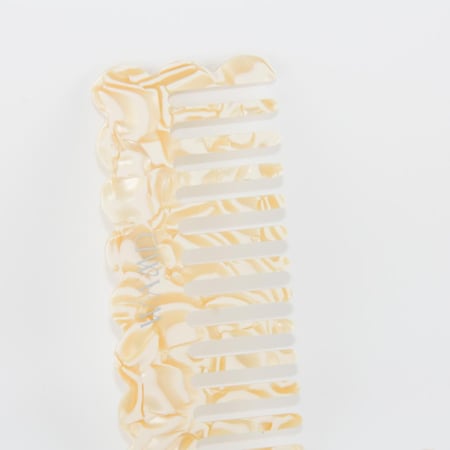 Off-white detangling Comb