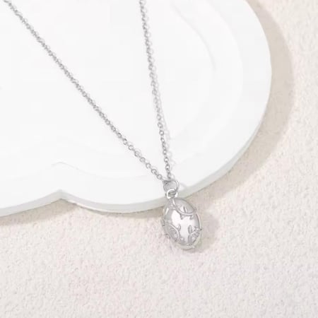 قلادة فضية مميزة | مقاومة للصدأ