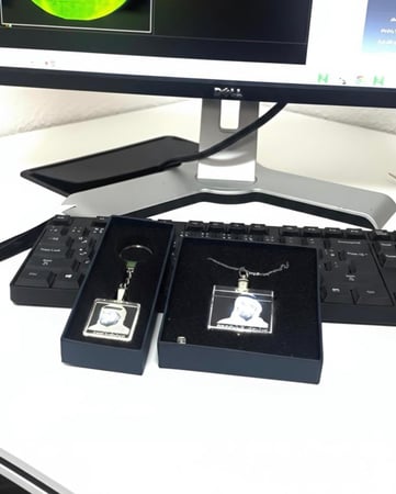 بكج تعليقه سيارة مربع  + ميدالية مفتاح مربع