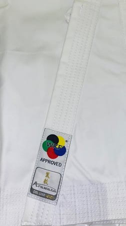 بدلة كاتا تطريز ابيض Arawaza kata Deluxe Evo, Karate