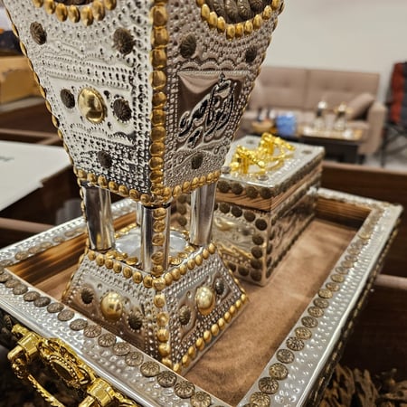 طقم مبخرة أنيقة كبيرة جدا وعلبة وصينية شامل التوصيل - منهل الطيب