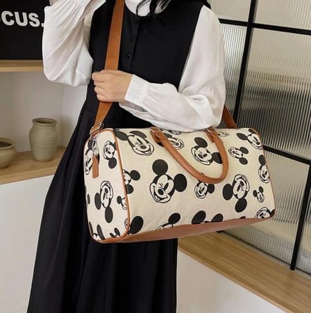 شنطة ديزني متعددة الاستخدامات