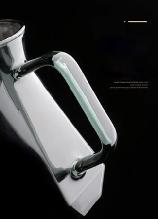 سيرفر V60 - زجاجي اسود داكن فخم مقاس 01 - 02 | V60 Server Black