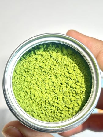 عرض ثلاث علب ماتشا درجة احتفالية عضوي 150قرام