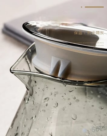 سيرفر V60 - زجاجي اسود داكن فخم مقاس 01 - 02 | V60 Server Black