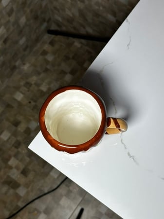 كوب شكل ايسكريم شكولاته