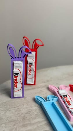 حامل شوكولاتة كندر (بدون الشوكلت)