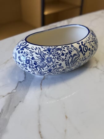 فازه مزخرفه صغيره