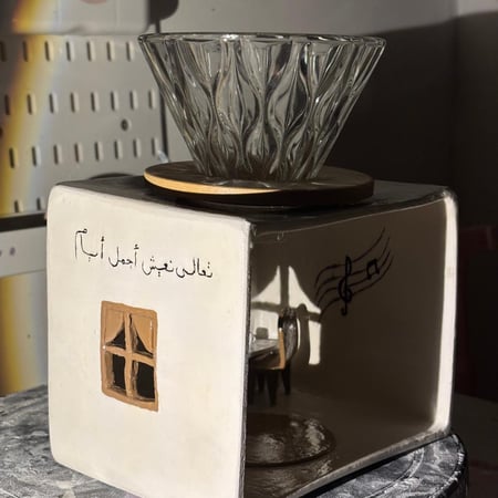 الكتابة البارزة ع المنتجات
