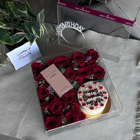 تنسيق بوكس الاكريليك مع كيكة