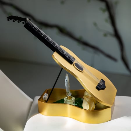 Classic Guitar Gift هدية الجيتار الكلاسيكية