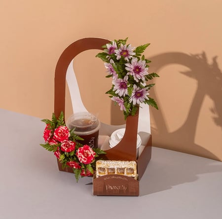 Surprise Your Loved Ones اصنع يوم من تحب