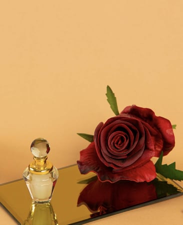 Red Rose - giveaway توزيعات الجوري الاحمر