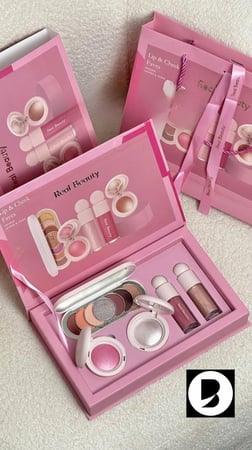بوكس مكياج بديل رير بيوتي