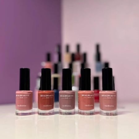 بوكس مناكير ريل بيوتي 24 لون - درجات A