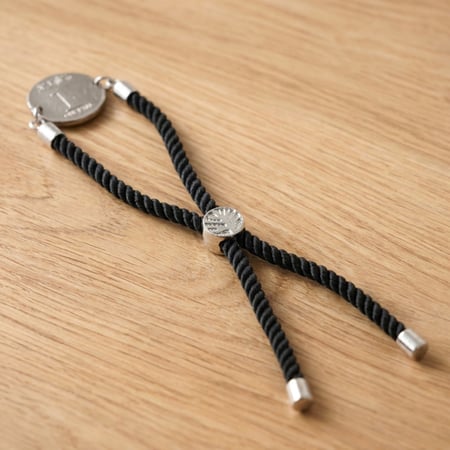 سوار العملة السعودية - أسود