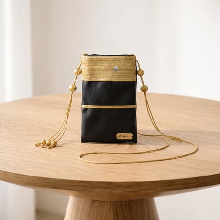 حافظة جوال البشت