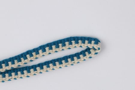 سلسلة جوال السدو - فيروزي وأبيض