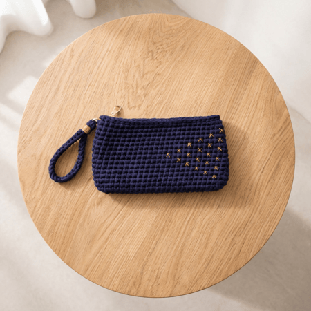 حقيبة| الزخرفة الذهبية