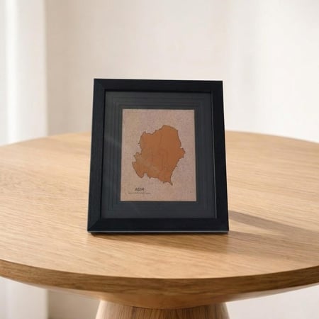 لوحة خريطة عسير