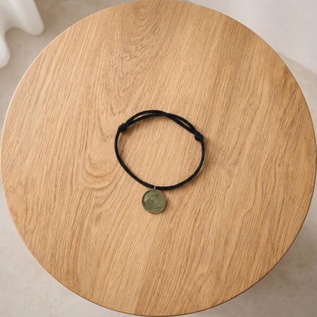 سوار العملة السعودية - ذهبي