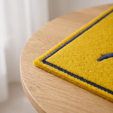 قاعدة أكواب الجمل - أصفر