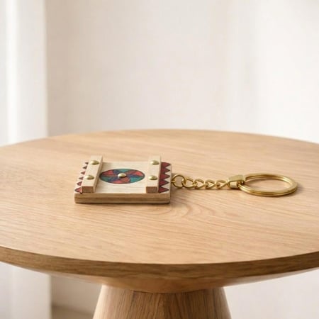 سلسلة مفاتيح النقوش التراثية - أحمر وأزرق