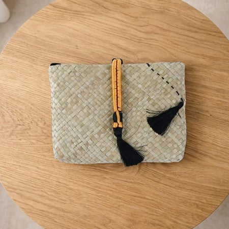 حقيبة السعف والعقال - ذهبي